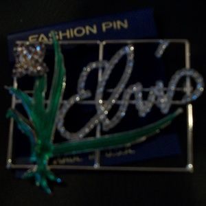 NEW Elvis Presley Pin Brooch Crystals Flower EPE